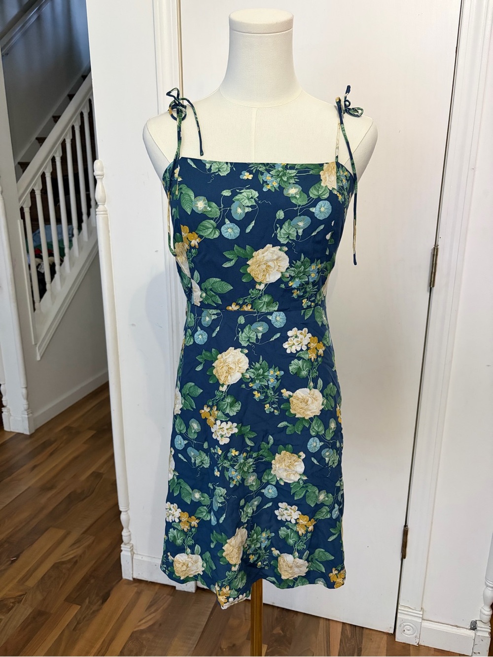 Navy Yellow Roses Floral Tie-Shoulder Mini Dress, NWT, Medium - Picture 3 of 11